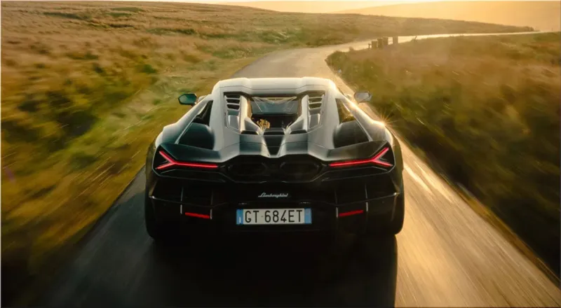 Lamborghini Revuelto PHEV