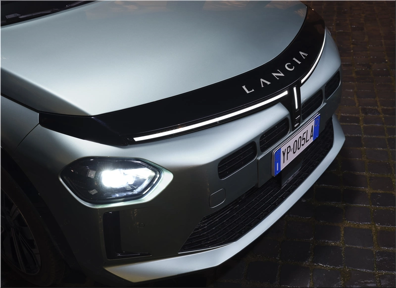 Lancia Ypsilon Turbo 100