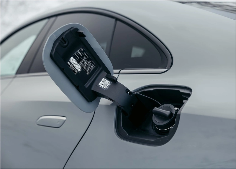 Mercedes-Benz CLA Hybrid