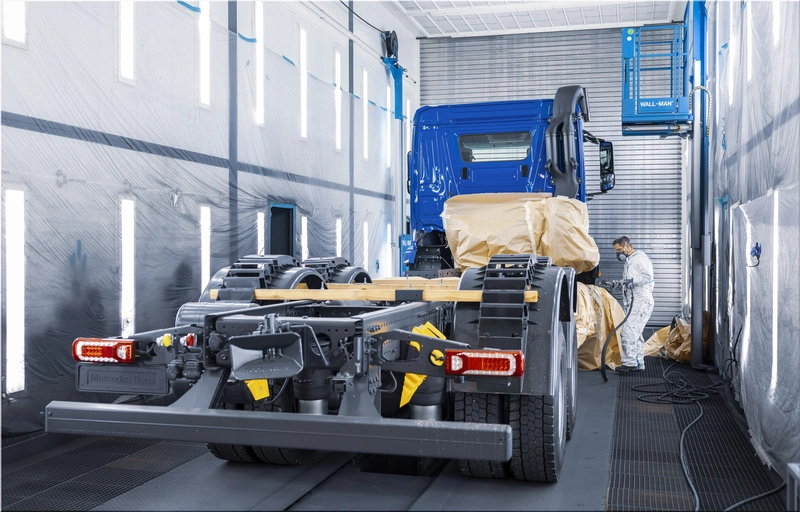 Mercedes-Benz Custom Tailored Trucks