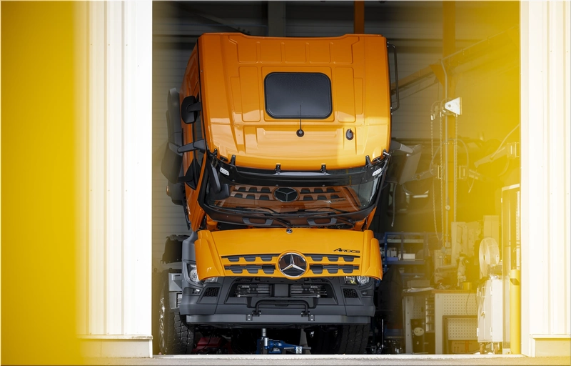 Mercedes-Benz Custom Tailored Trucks