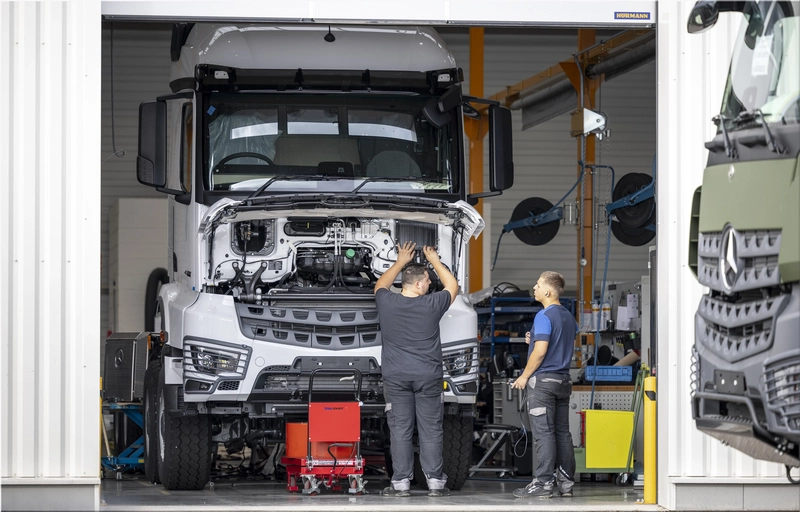 Mercedes-Benz Custom Tailored Trucks