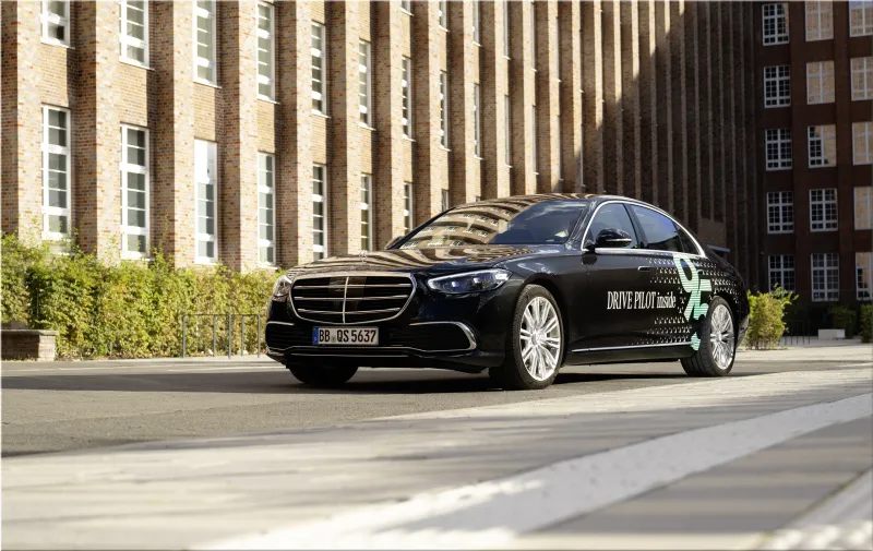 Mercedes-Benz Autonomous Driving
