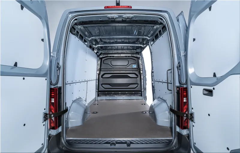Nissan Interstar