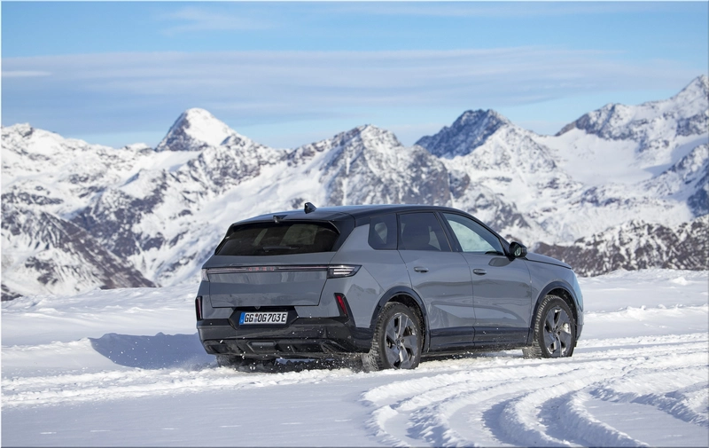 Opel Grandland Electric AWD