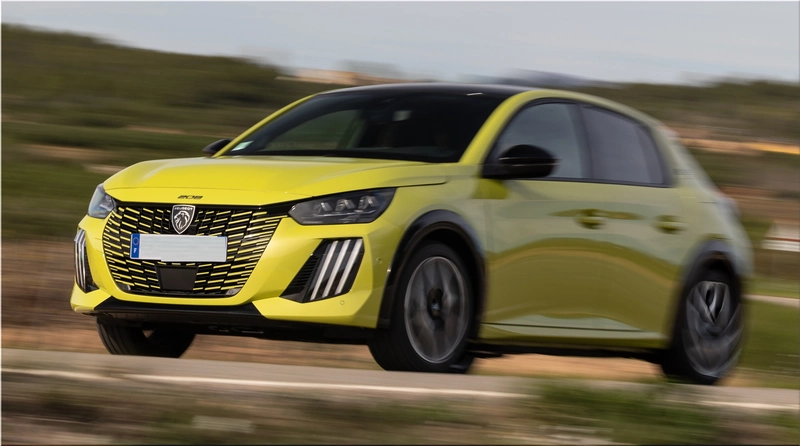 Peugeot e-208