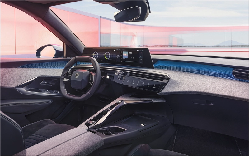 2024 Peugeot e-3008