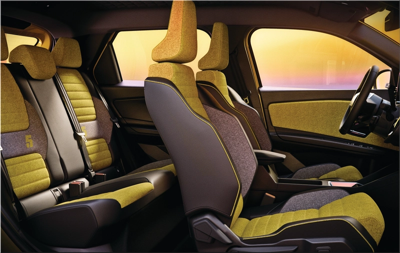 Renault 5 E-Tech electric car