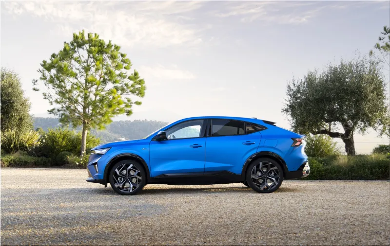 Renault Rafale E-Tech 4x4