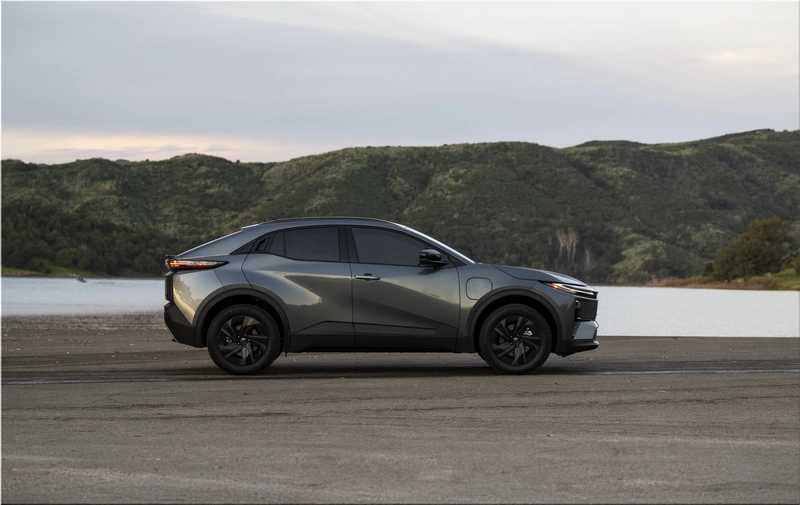 Toyota C-HR EV 2026