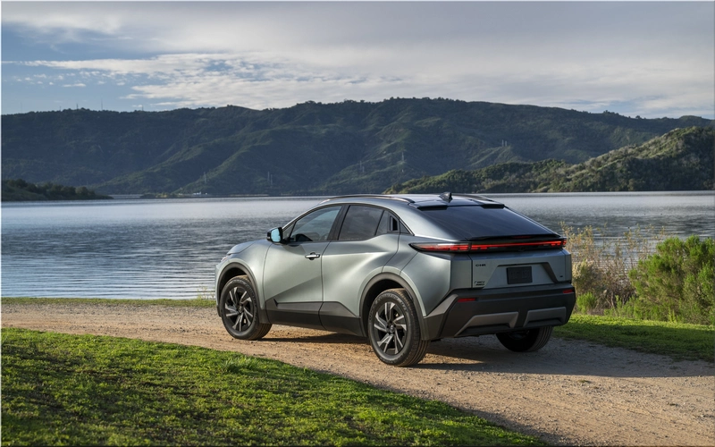 Toyota C-HR EV 2026