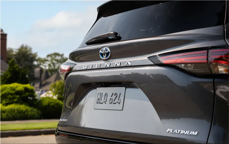 Toyota Sienna Platinum
