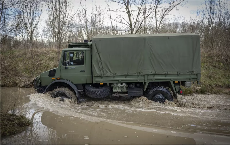 Unimog U5000
