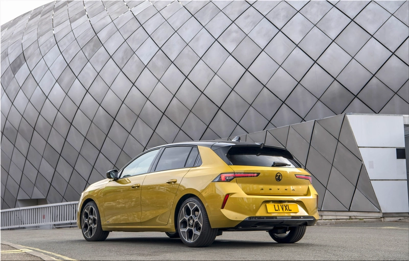 Vauxhall Astra Ultimate Plug-in Hybrid
