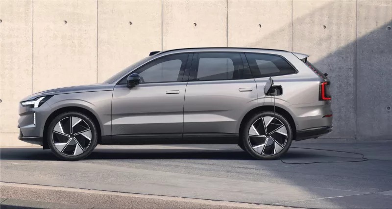 Volvo EX90 electric SUV