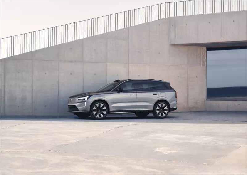 2023 Volvo EX90