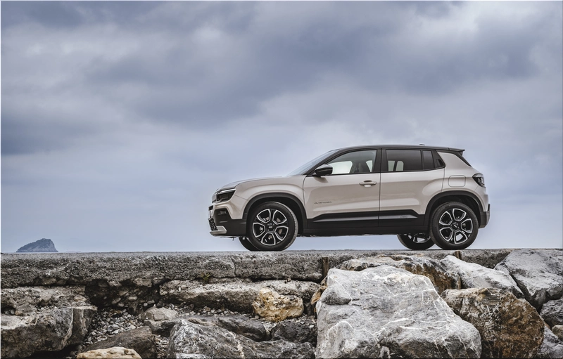 Jeep Avenger e-Hybrid
