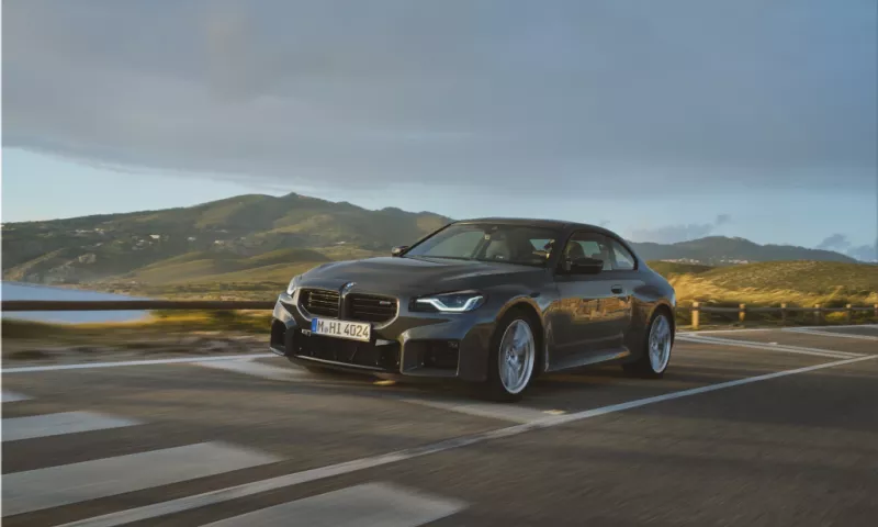 2025 BMW M2