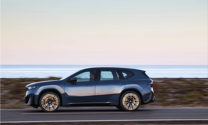 BMW iX3 40
