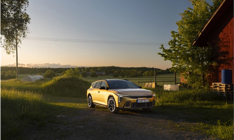 Kia K4 Sportswagon Hybrid