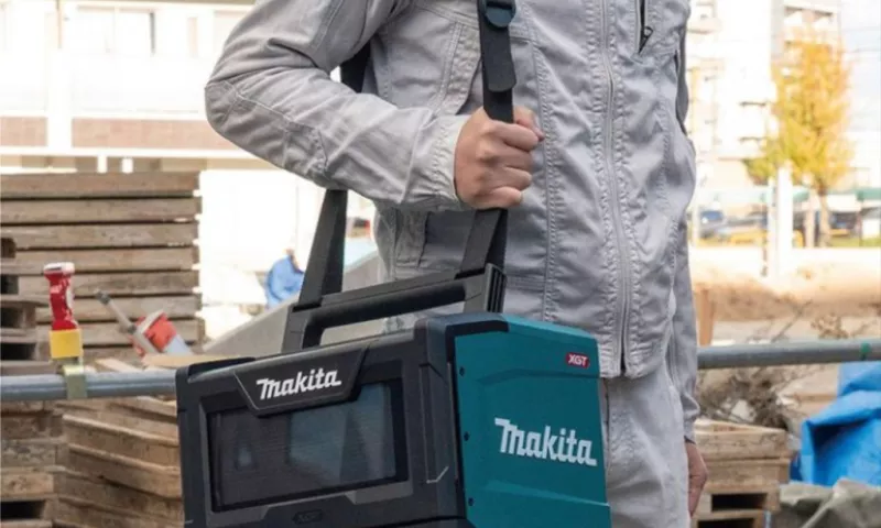 Makita Portable Microwave