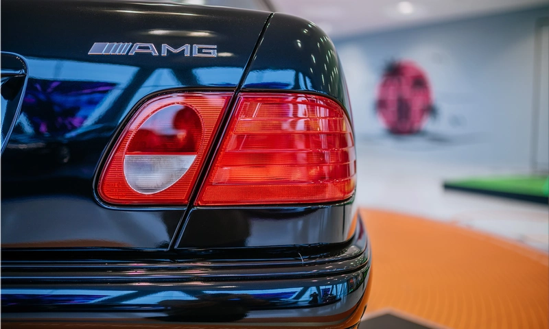 Mercedes-Benz E 60 AMG