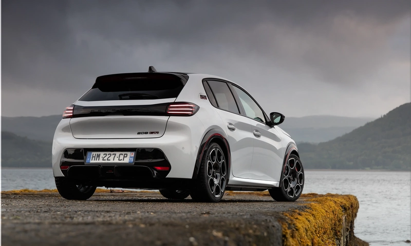 Peugeot E-208 GTi