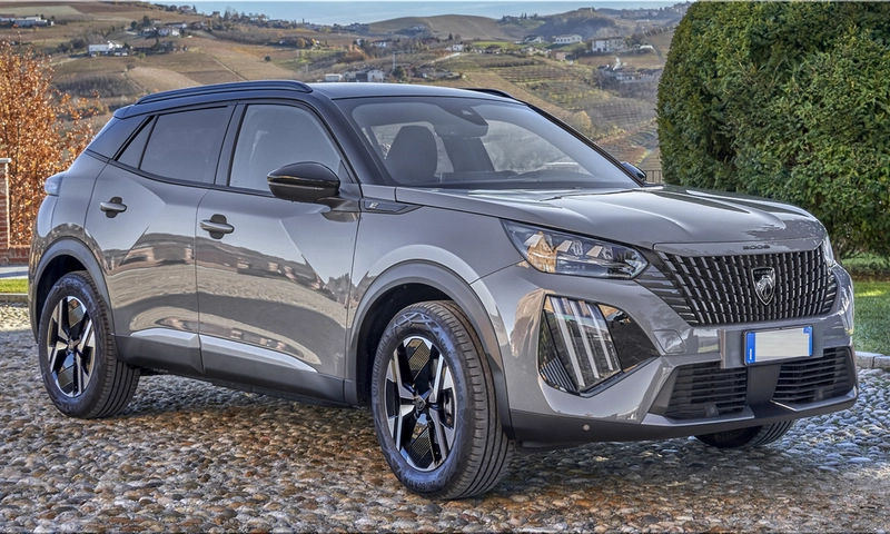 Peugeot e-2008