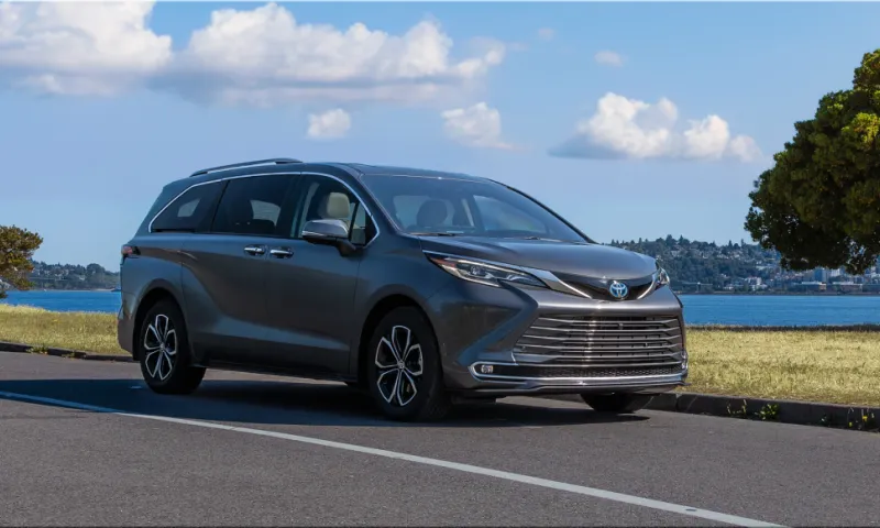 Toyota Sienna Platinum