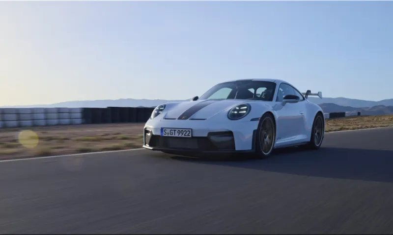 2025 Porsche 911 GT3: Ready to Eat Corners for Breakfast (With Extra Downforce)