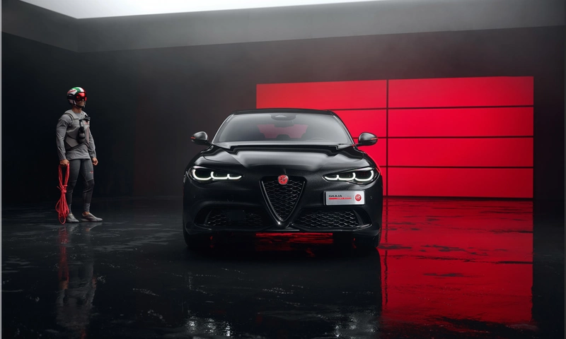 Alfa Romeo Giulia Edizione Luna Rossa