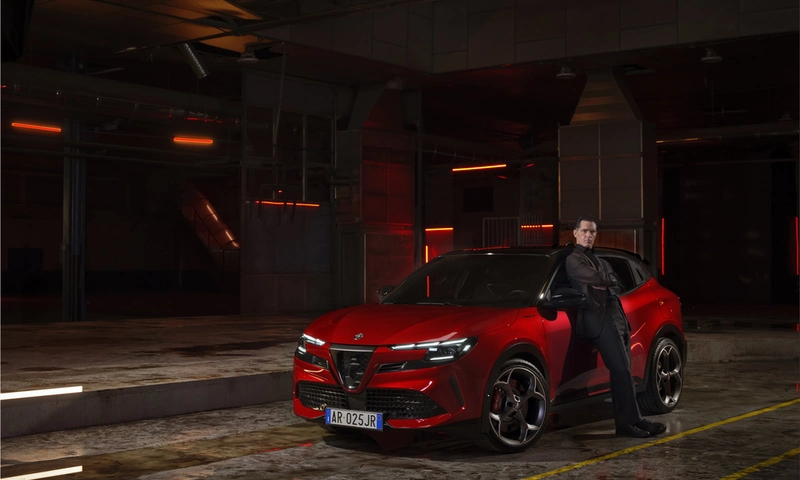 Alfa Romeo Junior x Pedro Alonso