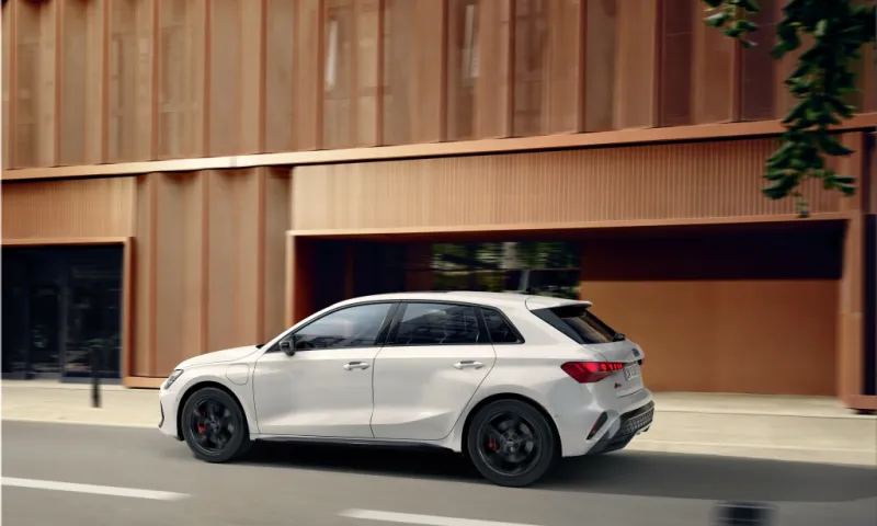 Audi A3 Sportback TFSI e: A Plug-in Hybrid That Doesn't Sacrifice Performance