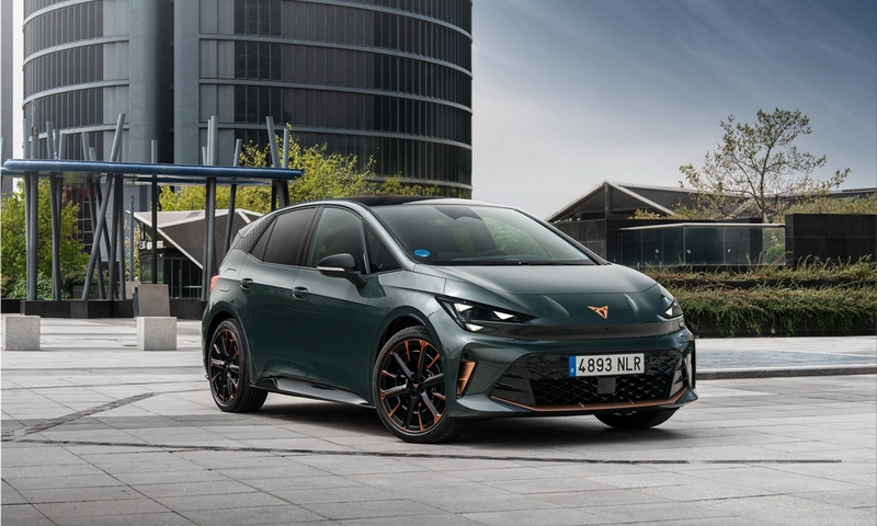 New CUPRA Born VZ Brings 326-PS Rear-Drive EV Performance
