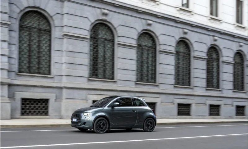 FIAT 500e Giorgio Armani Collector’s Edition