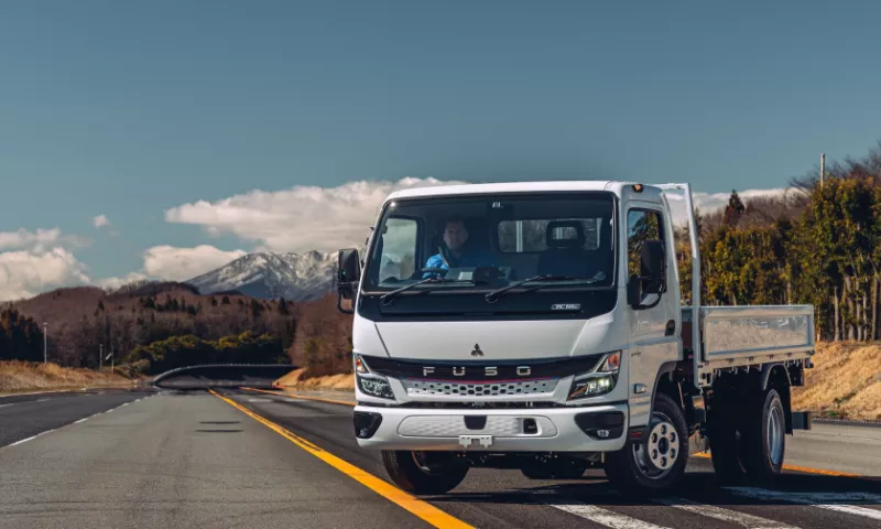 FUSO Canter