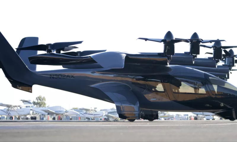 Stellantis and Archer join forces to produce Midnight eVTOL aircraft