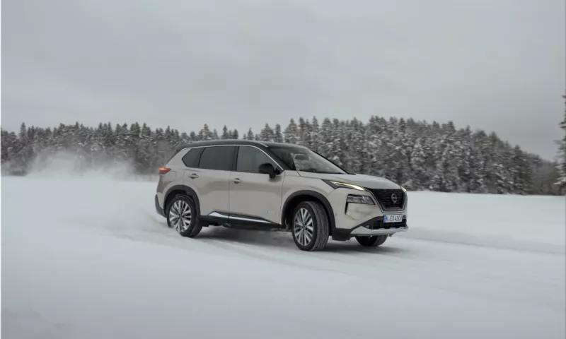  Nissan's e-4ORCE Technology Conquers the Frozen Land of a Thousand Lakes