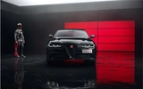 Alfa Romeo Giulia Edizione Luna Rossa