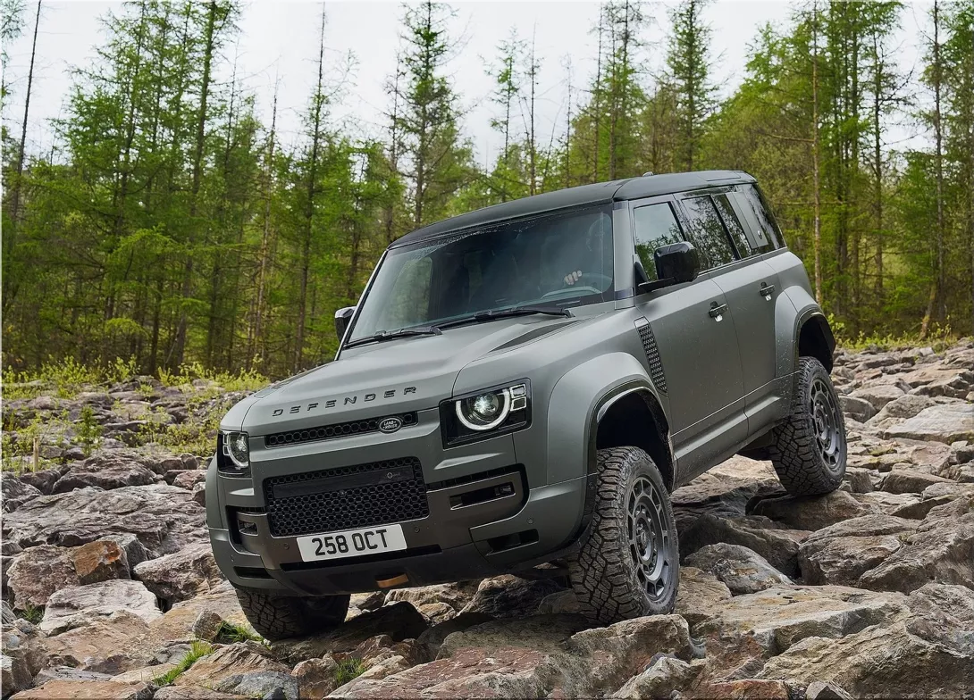 2024 Land Rover Defender OCTA: Unleashing the Beast of Off-Road Luxury