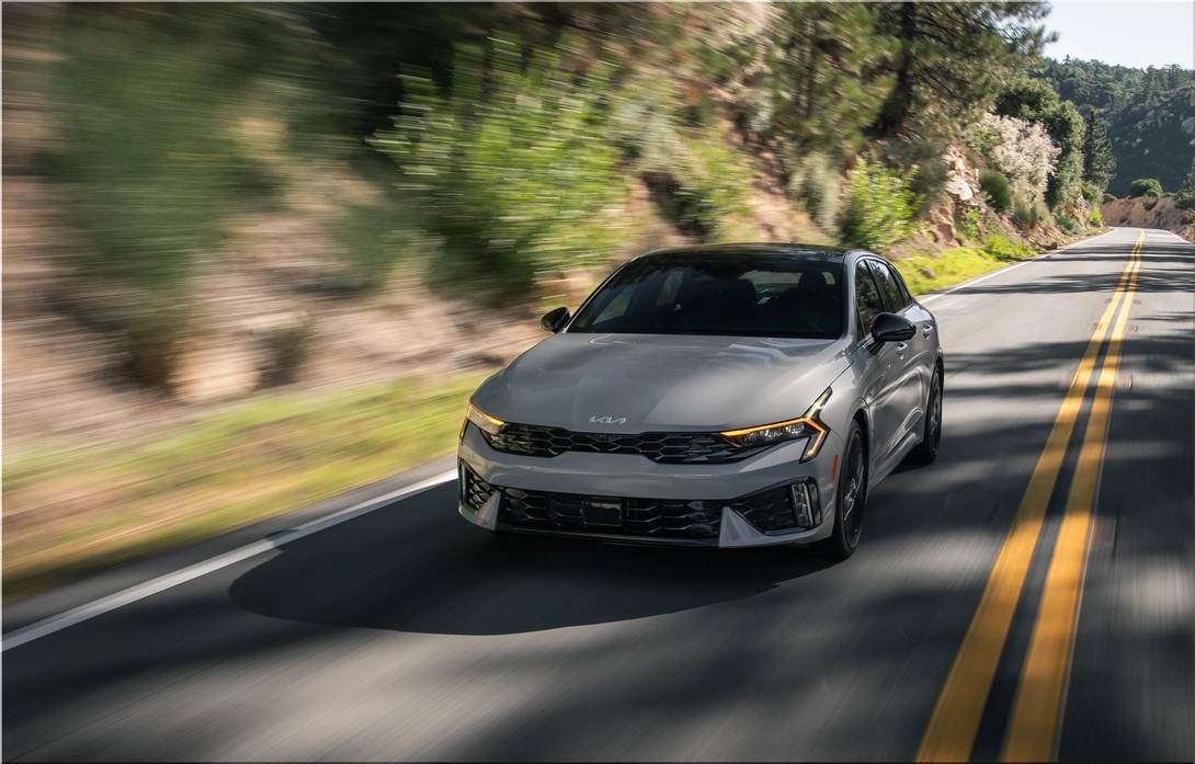 A Review of the 2025 Kia K5: Design, Performance, Features