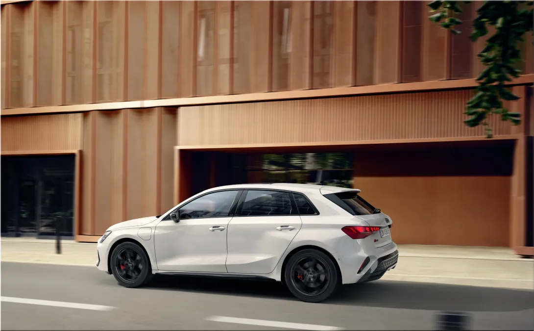 Audi A3 Sportback TFSI e: A Plug-in Hybrid That Doesn't Sacrifice Performance