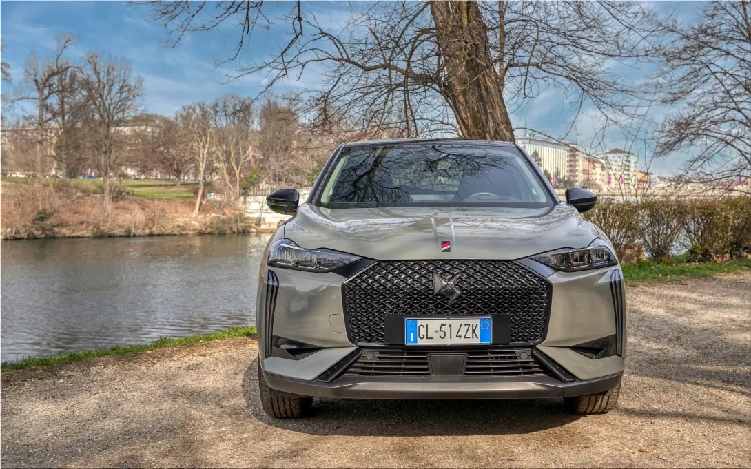 DS 3 E-TENSE: A Parisian Escape in the Heart of Turin