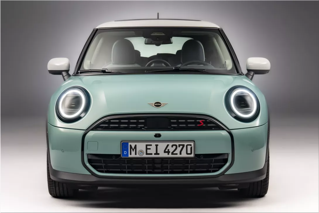 The new MINI Cooper with gasoline engines: