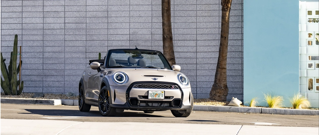 Palm Springs Cruisin': Unleash the Fun in a MINI Cooper S Convertible