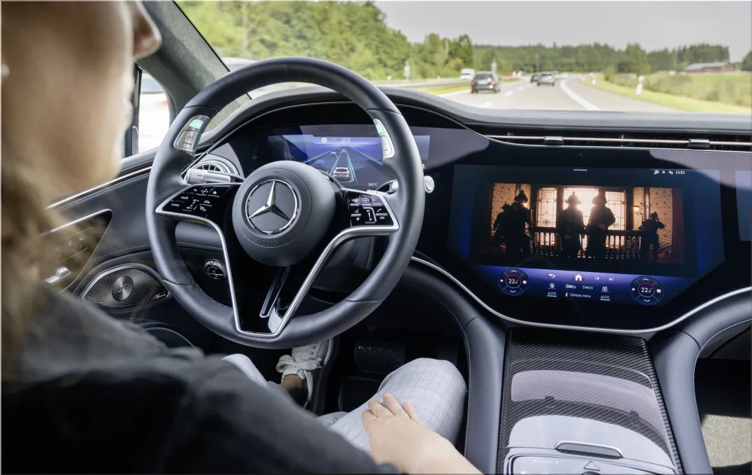 Mercedes-Benz Boosts Level 3 Autonomous Driving Speed to 95 km/h