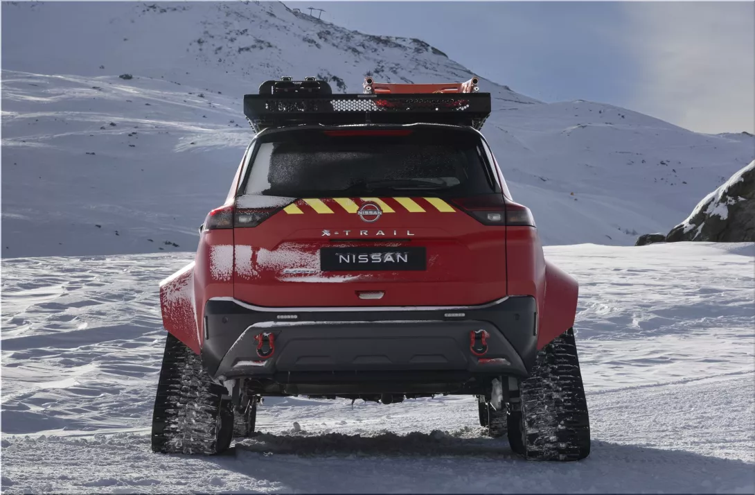 Nissan X-Trail Mountain Rescue