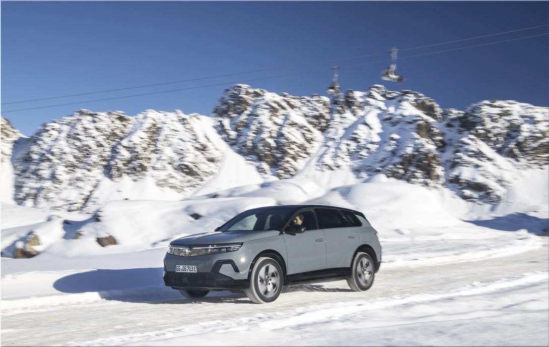 Opel Grandland Electric AWD