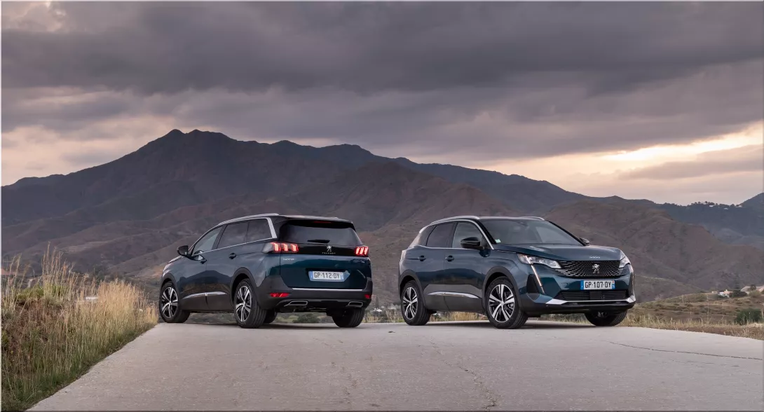 Peugeot 3008 HYBRID and Peugeot 5008 HYBRID