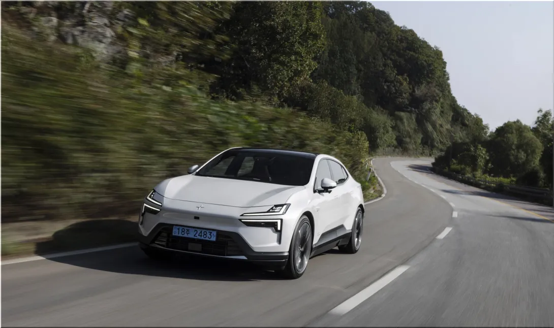 Polestar 4